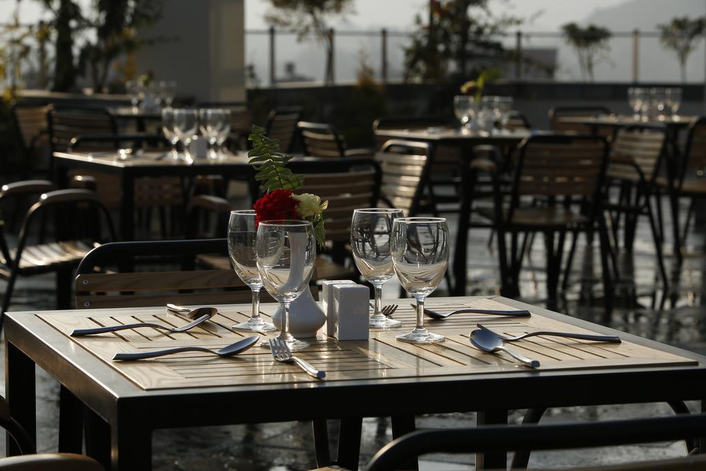 Hotel Arts Katmandu Zewnętrze zdjęcie